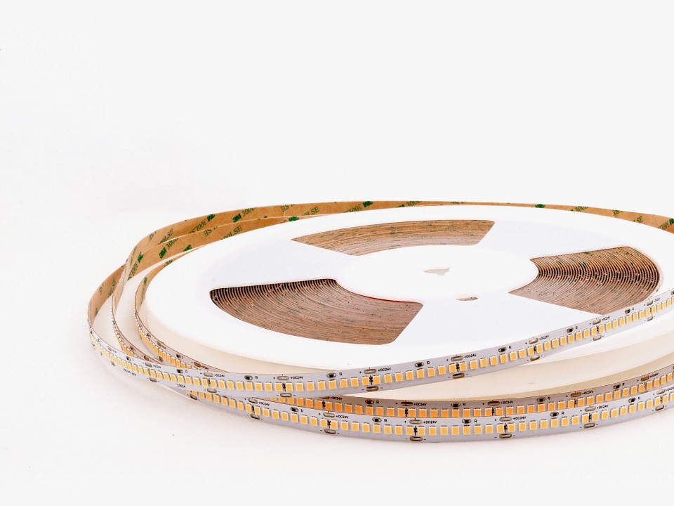 Лента светодиодная Dekraft LEDS POWER ПРО140 11.2 Вт/м 24 В IP20 6500K 005928