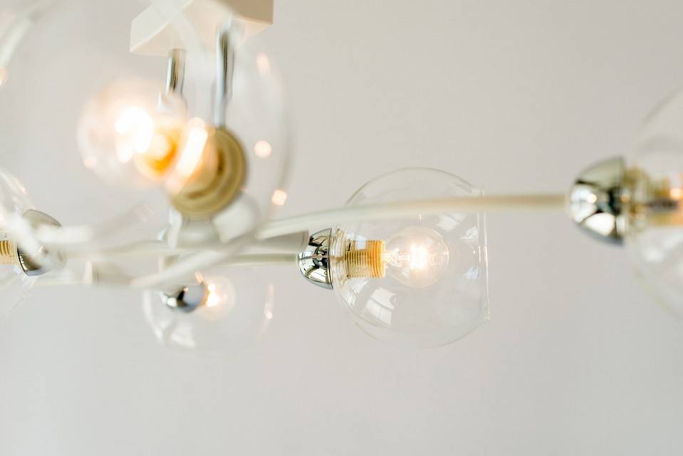 Люстра на штанге Lumion Alana 4517/6C