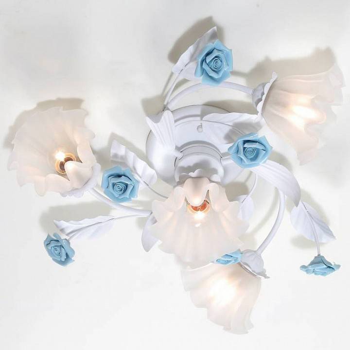 Потолочная люстра Lucia Tucci Fiori di Rose 112.3.1