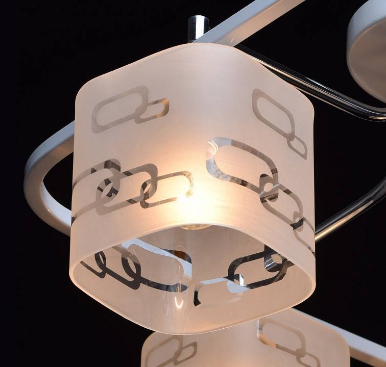 Потолочная люстра DeMarkt Тетро 673010304