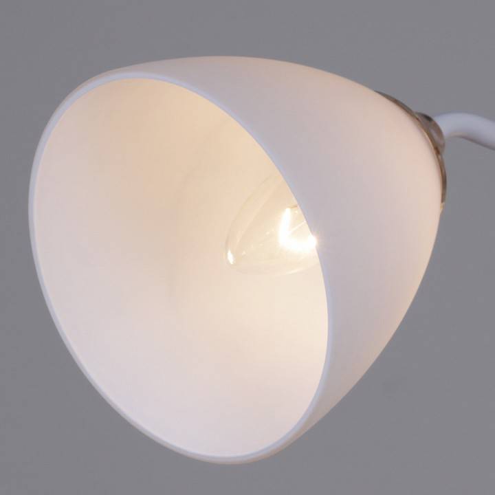 Люстра на штанге Reluce 06104 3 лампы 06104-0.3-03 WH+FG