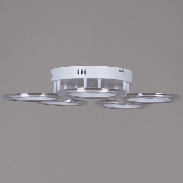 Потолочная люстра 09812-3.3-05A WH