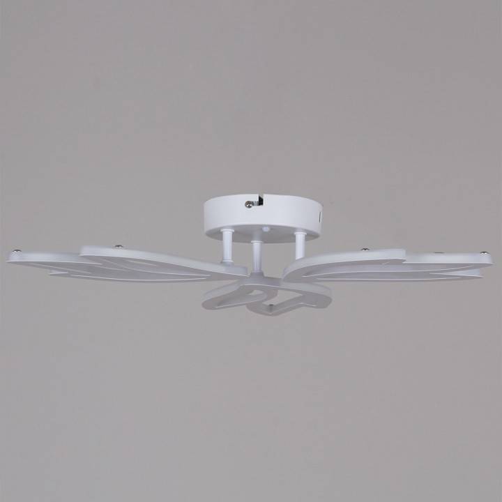 Потолочная люстра 09862-0.3-03 WH