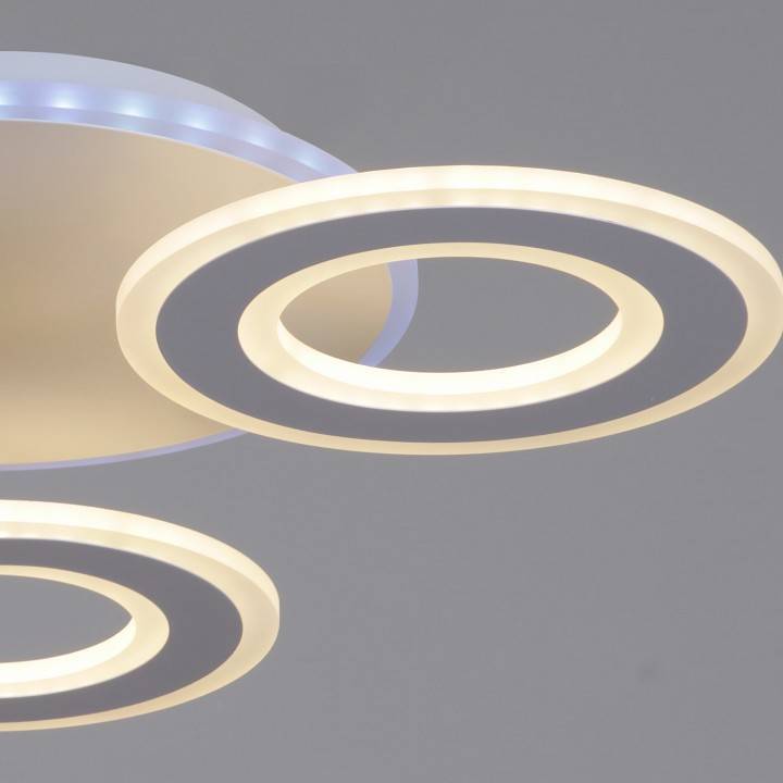 Потолочная люстра Reluce 20535 4 лампы 20535-0.3-3+1S