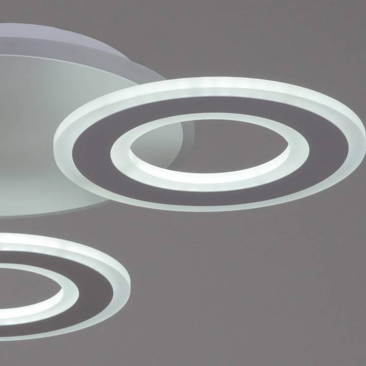 Потолочная люстра Reluce 20535 4 лампы 20535-0.3-3+1S