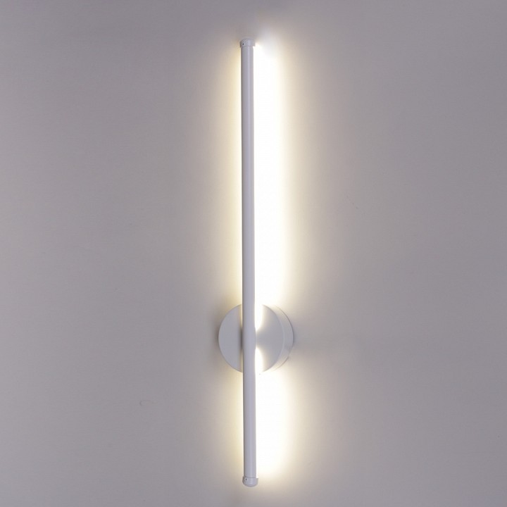 Бра Reluce 71054-0.2-600 WH