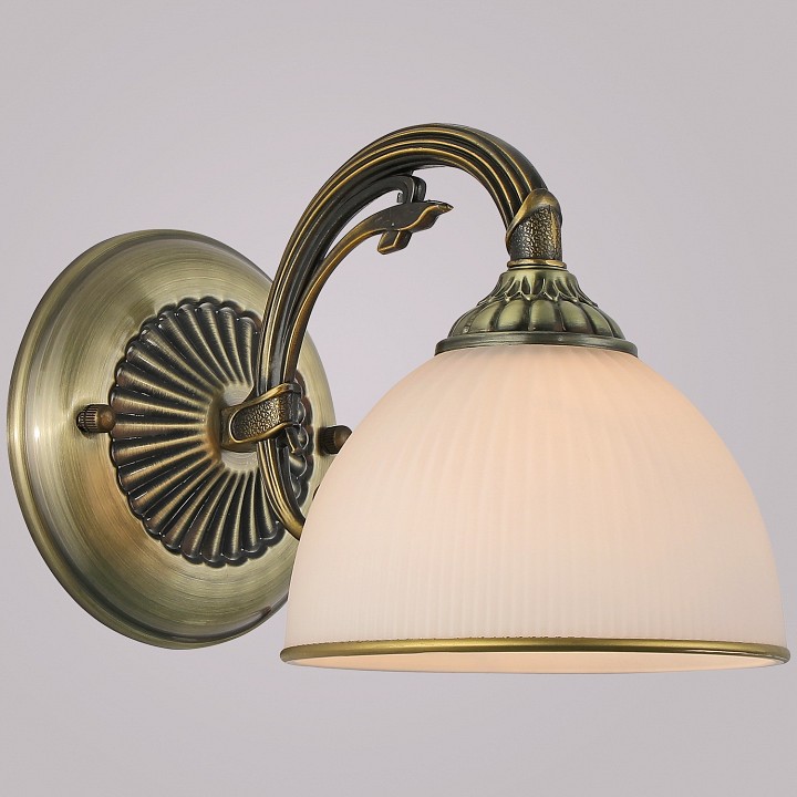 Бра Reluce 74632-0.2-01