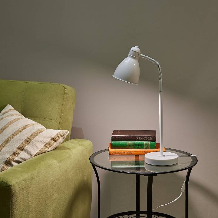 Настольная лампа Uniel UML-B701 LED 6 Вт UL-00010156