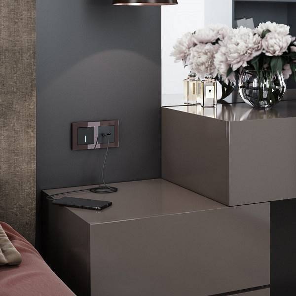 Выключатель сенсорный 1-клавишный Werkel Wi-Fi с подсветкой черный W4510608