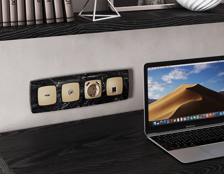 Розетка Ethernet RJ-45 и со шторками, без рамки Ambrella Volt OMEGA MO612005