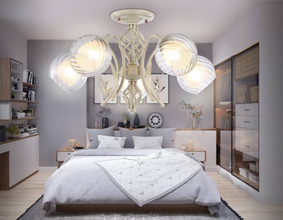 Люстра на штанге Ambrella Light TR TR3066