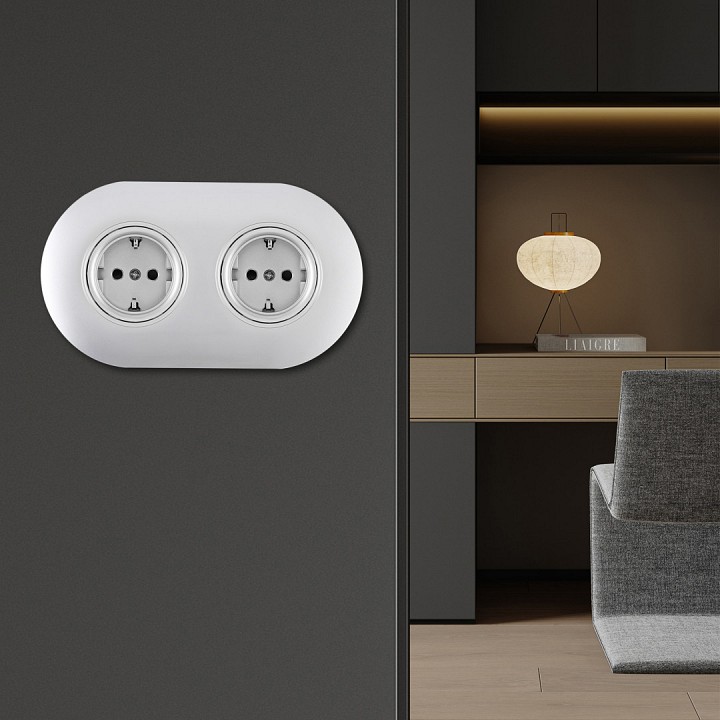 Розетка с заземлением и со шторкой Arte Milano SET08-2 SET08-2-40-1x2 silver