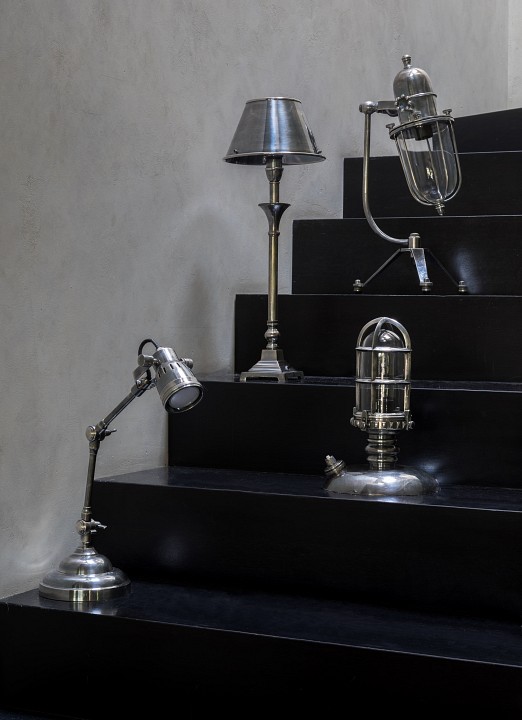 Настольная лампа декоративная Covali  NL-51564