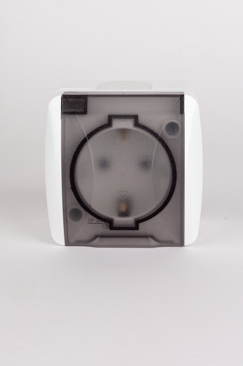 Розетка с заземлением с крышкой Elbi Eleсtriс Alsu 7 504-010215-218