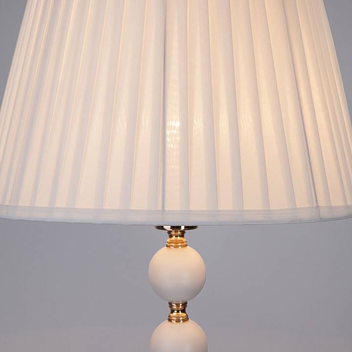 Торшер Eurosvet Rigel белый 01058/1