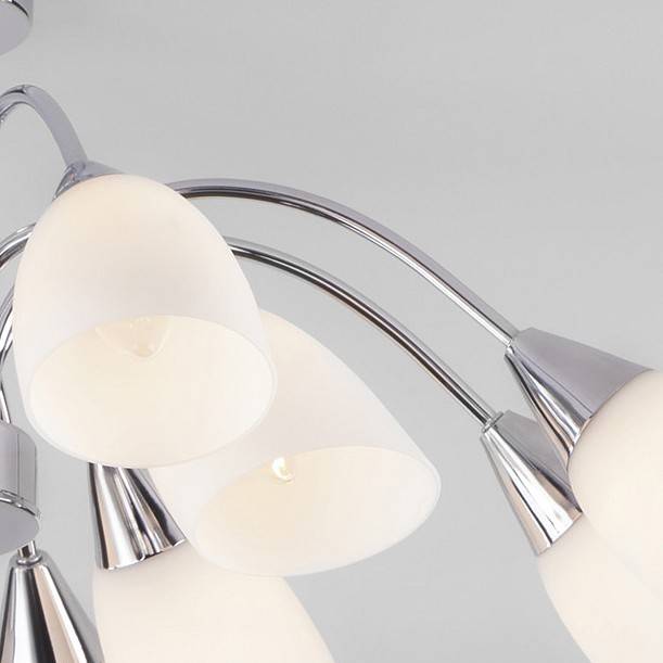 Люстра на штанге Eurosvet Ellene 30149 хром 30149