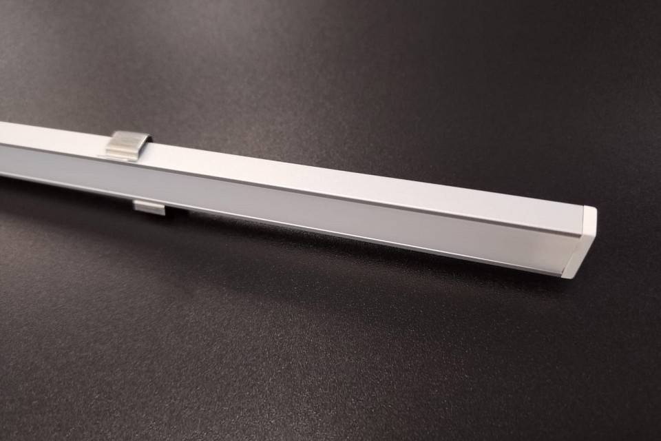 Профиль для светодиодной ленты Fiberli М1506 накладной 14120101