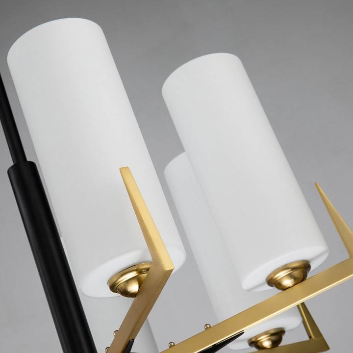 Люстра на штанге Favourite Maximo 7 ламп 2623-7P