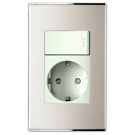 Розетка с заземлением Imex WRC 3337