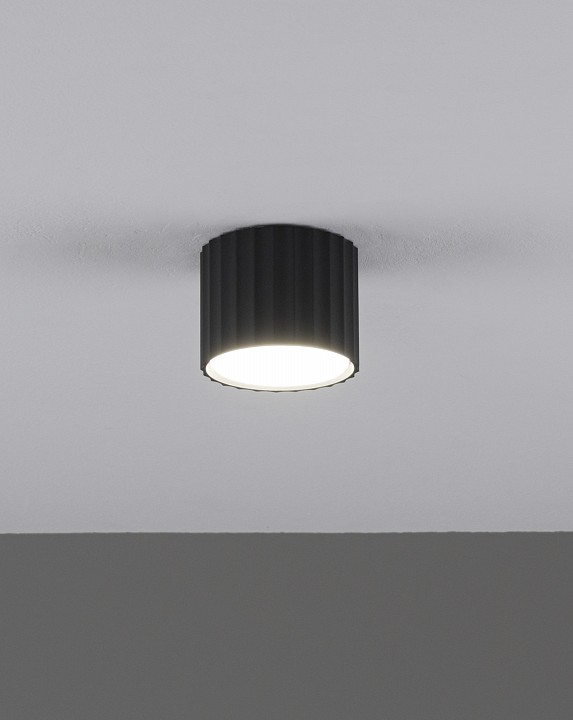 Накладной светильник Moderli  V11883-1C