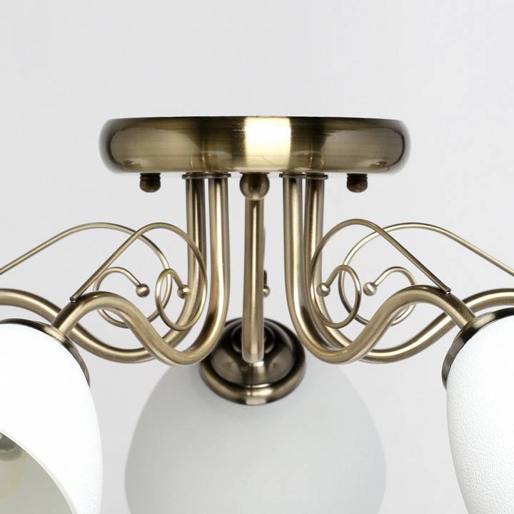 Потолочная люстра De City Грация 38 5 ламп 677012705