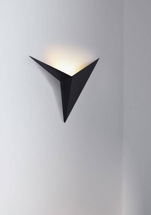 Накладной светильник Maytoni Trame C808WL-L3B