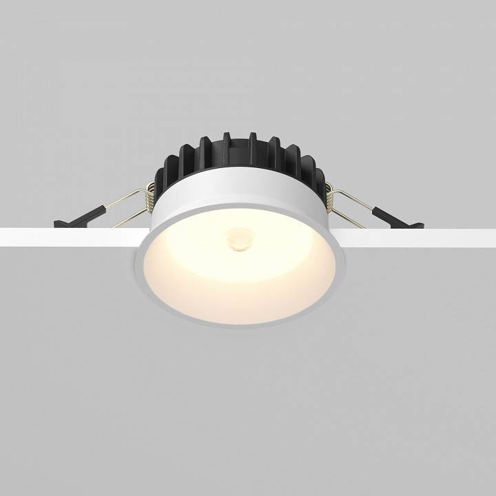 Встраиваемый светильник Maytoni Okno DL055-8W3K-SEN-W