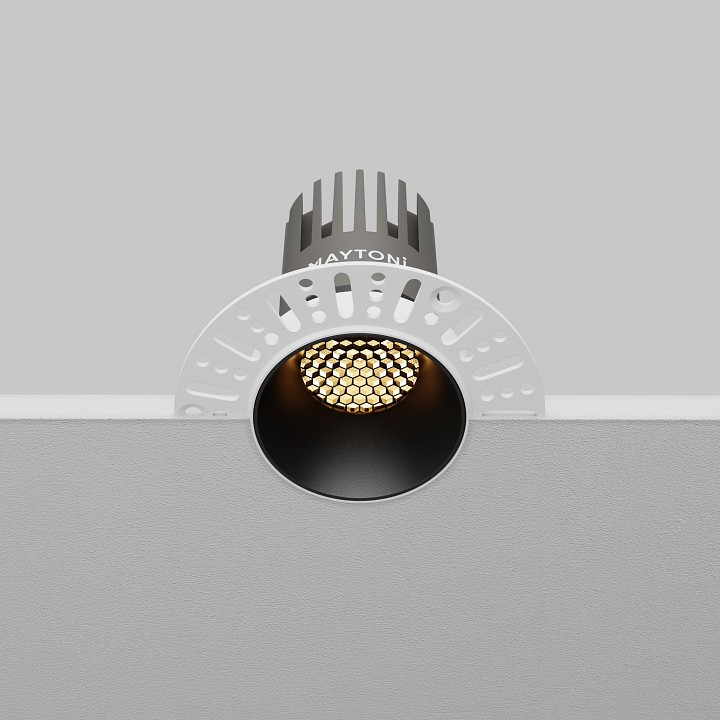Встраиваемый светильник Maytoni  DL124-10W-2.7K-TRS-B