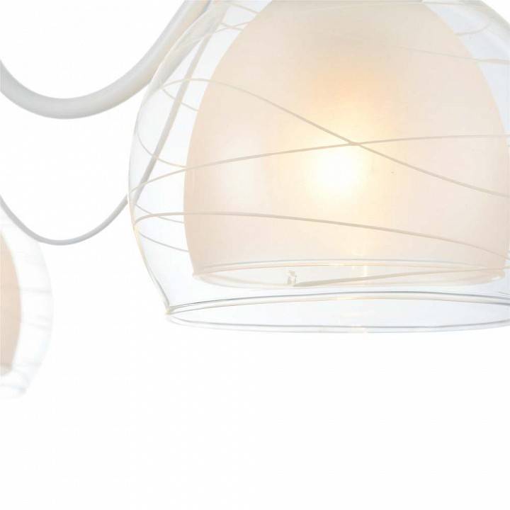 Потолочная люстра Freya Nikki 3 лампы FR5052-CL-03-W