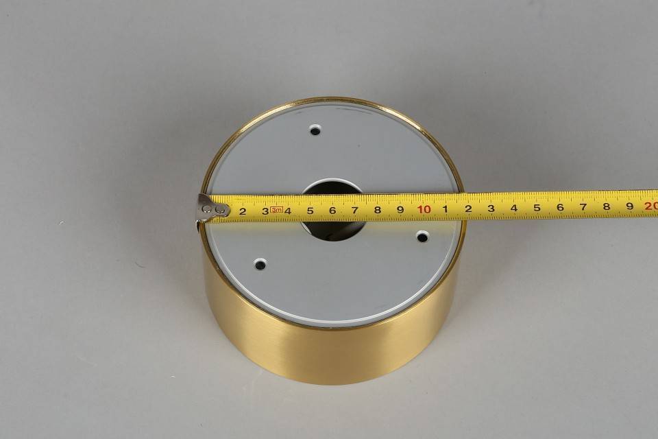 Накладной светильник Omnilux Salentino 12 Вт OML-100929-12