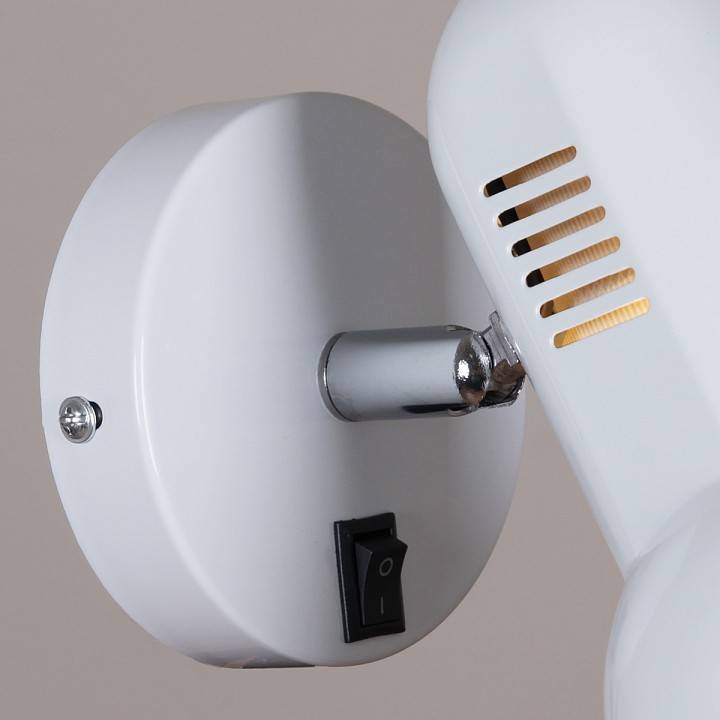 Бра Reluce 04012-0.2-01 WH