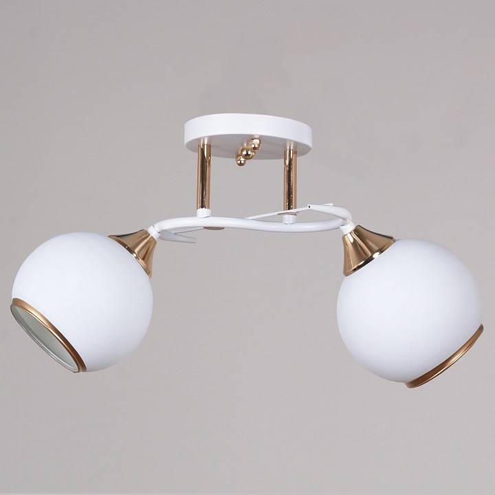 Светильник на штанге Reluce 06117 2 лампы белый французское золото 06117-0.3-02 WH+FG