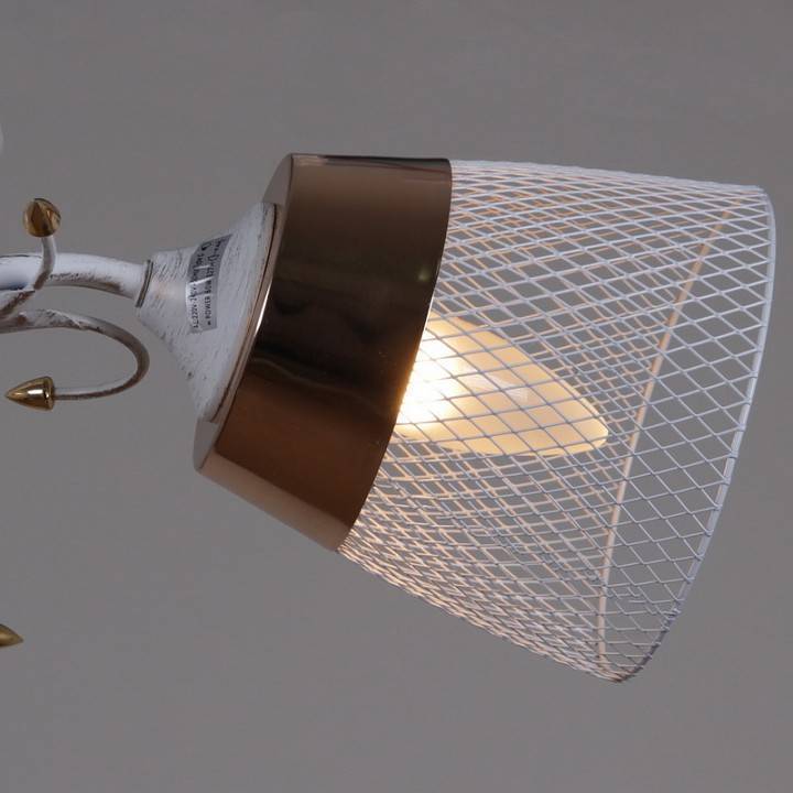 Потолочная люстра Reluce 31220 3 лампы 31220-0.3-03