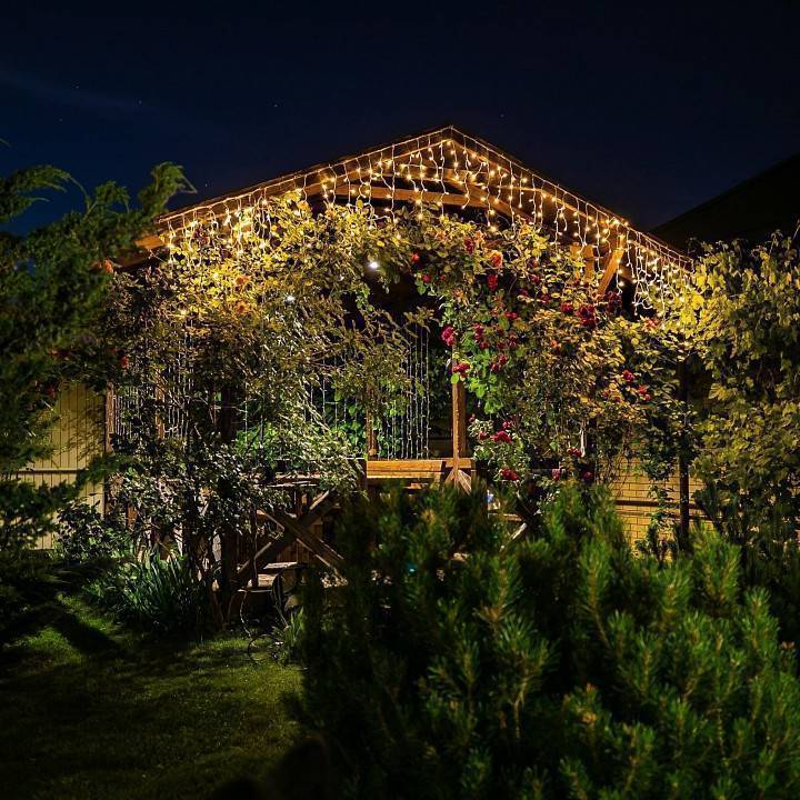 Бахрома световая Uniel 2.4x0.6 м 88 LED белый IP44 UL-00008554