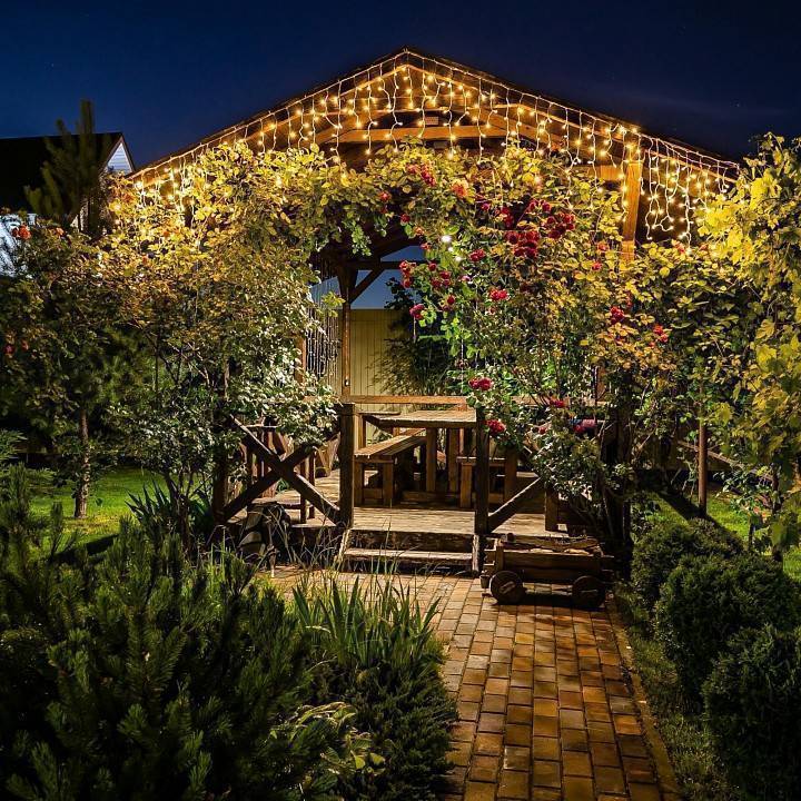 Бахрома световая Uniel 2.4x0.6 м 88 LED белый IP44 UL-00008554