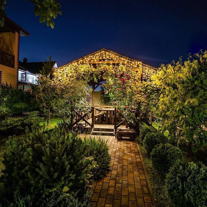 Бахрома световая Uniel 2.4x0.6 м 88 LED белый IP44 UL-00008554