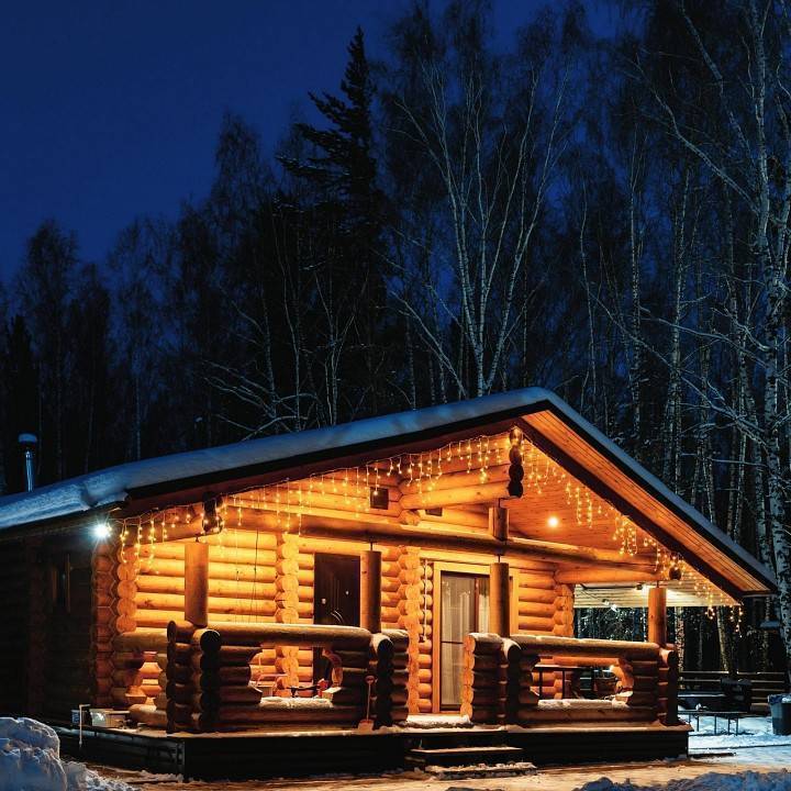 Бахрома световая Uniel 2.4x0.6 м 88 LED белый IP44 UL-00008554