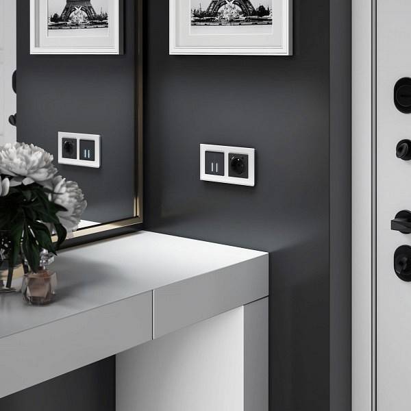 Выключатель сенсорный 2-клавишный Werkel Wi-Fi с подсветкой черный W4520608