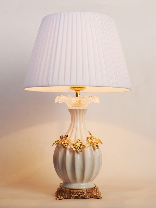 Настольная лампа декоративная Abrasax 8107 TL.8107-1GO