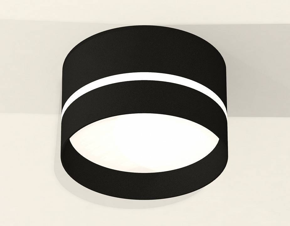 Накладной светильник Ambrella Light XS XS8102020