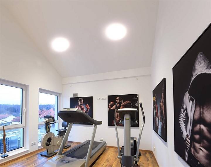 Накладной светильник Deko-Light Helen II 20 Вт IP54 серебристый 348052