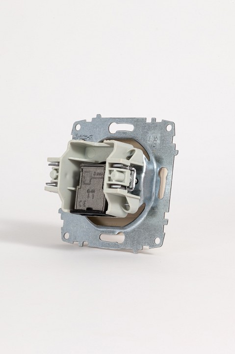 ТВ-розетка проходная без рамки Elbi Eleсtriс Zena Vega 609-010300-272