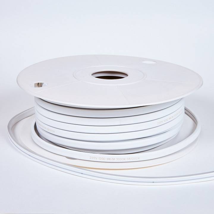 Комплект с лентой светодиодной Eleganz LUX EL-N220-9WW