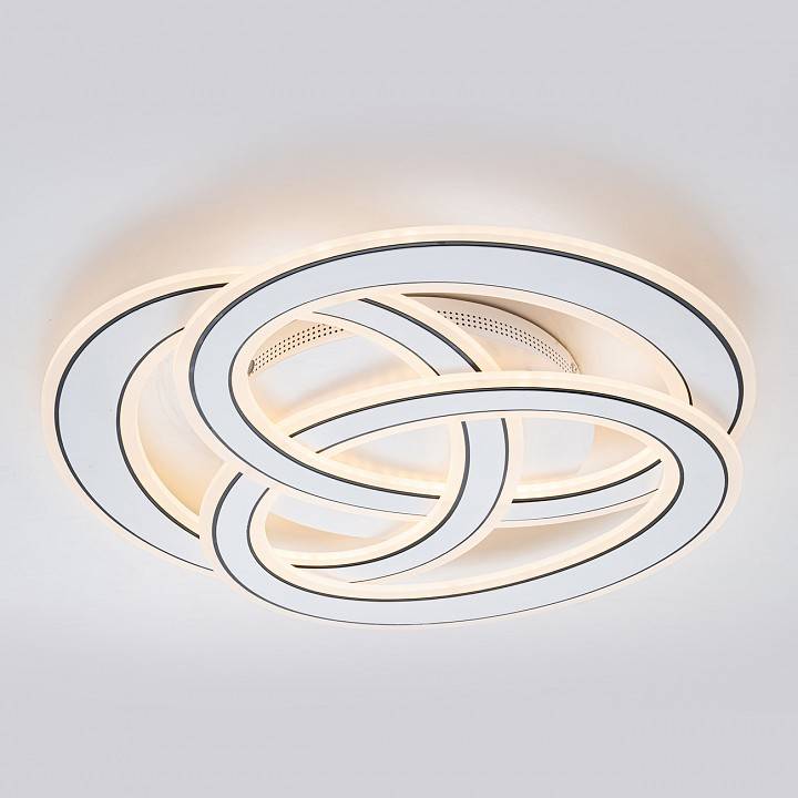 Потолочная люстра Escada Quant 10243/3LED