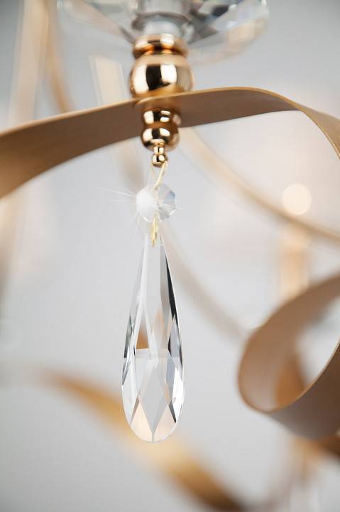 Подвесная люстра Eurosvet Adelia 60063/6 золото 60063/6