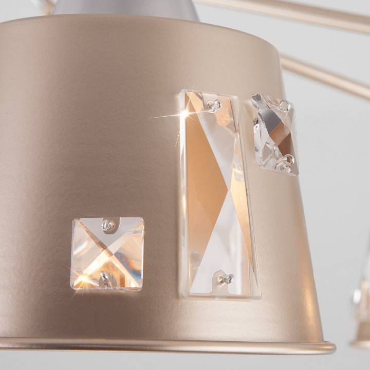 Потолочная люстра Eurosvet Benna 70105/8 шампань 70105/8