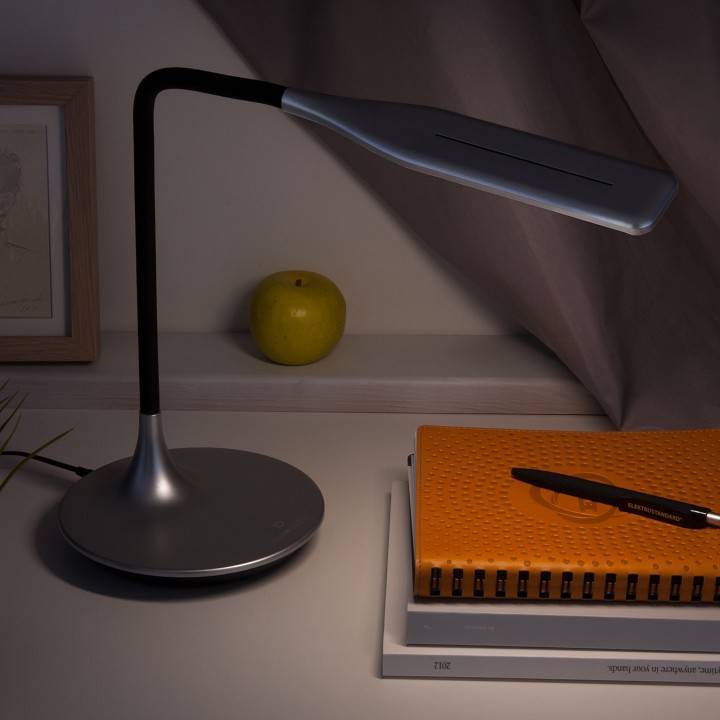 Настольная лампа офисная Eurosvet Urban 5 Вт серебристый 80422/1