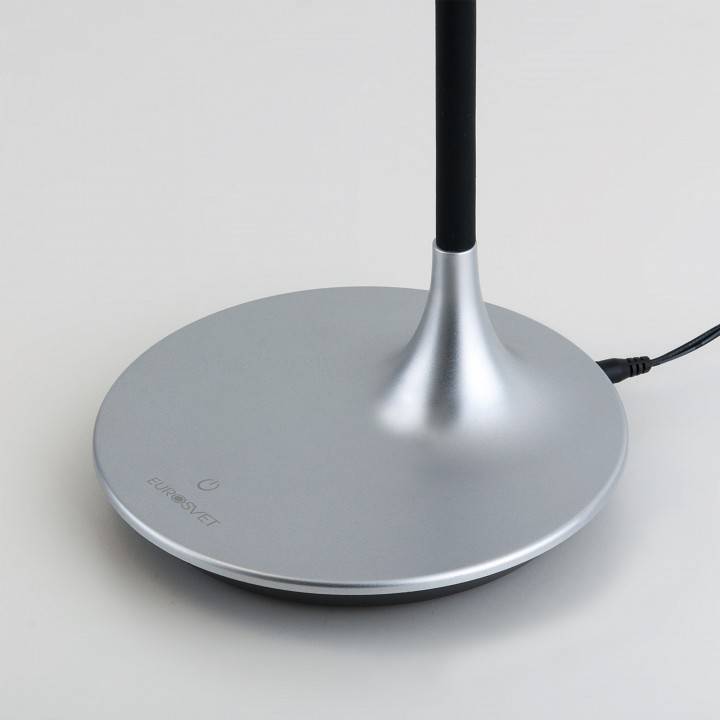 Настольная лампа офисная Eurosvet Urban 5 Вт серебристый 80422/1