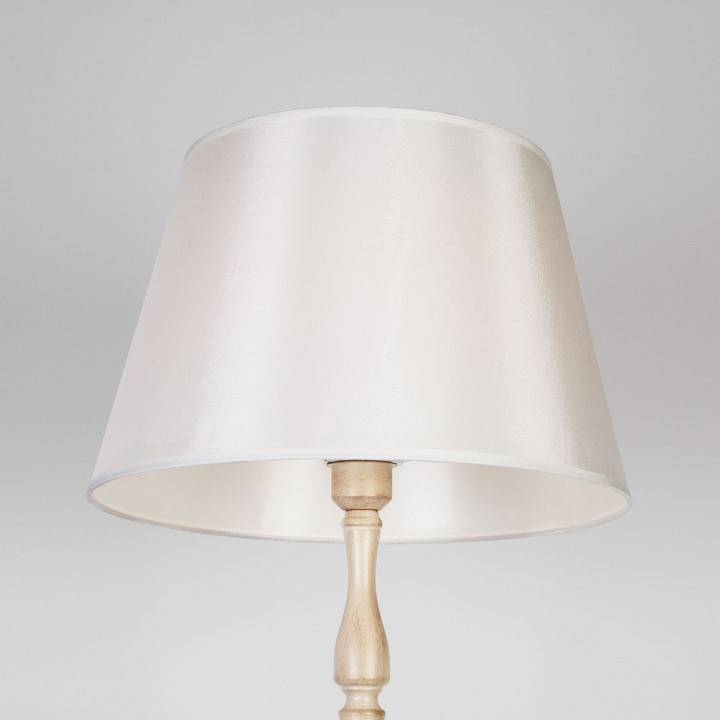 Торшер Eurosvet Berlin 01088/1 белый с золотом 01088/1