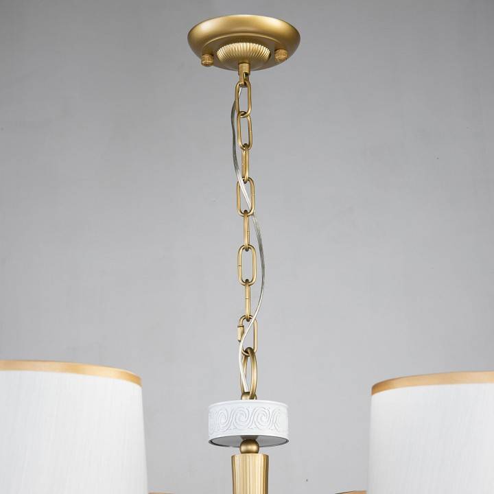 Подвесная люстра Favourite Mirra 8 ламп 2706-8P